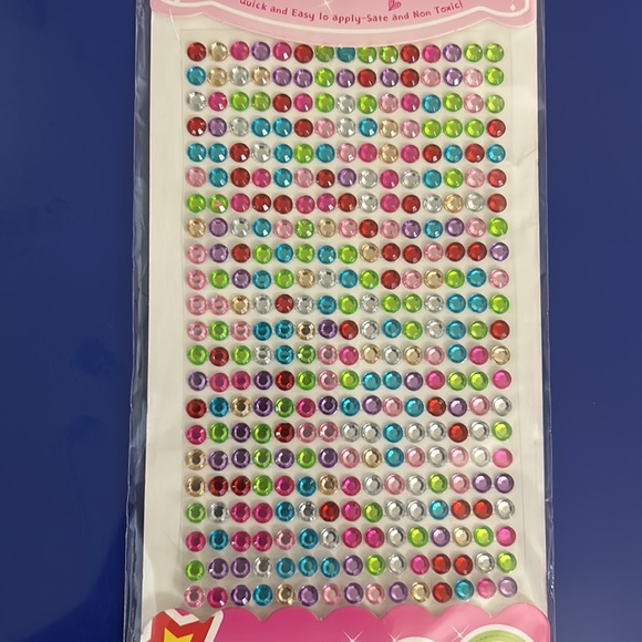 Nails decorating - Picture 5 of 5